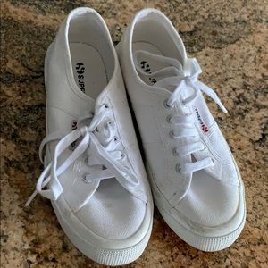 Superga Cotu classic size 7 (37.5) white